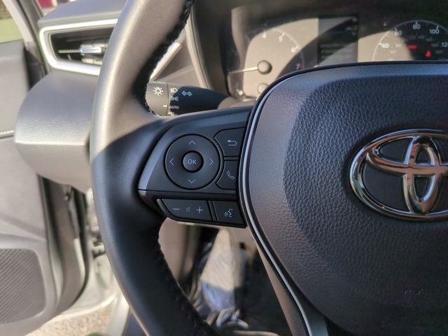 2024 Toyota Corolla Hatchback SE