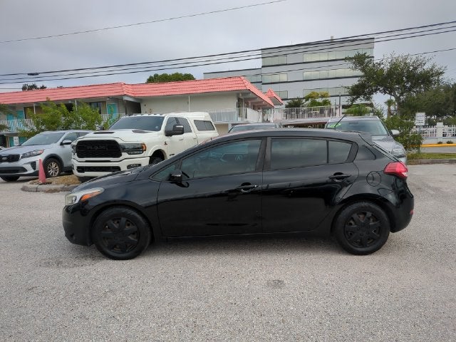 2017 Kia Forte5 LX