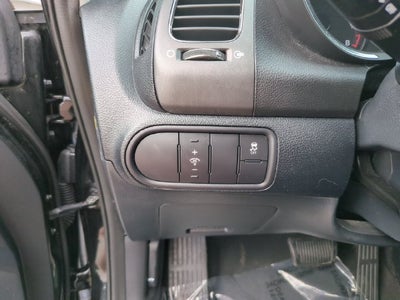 2017 Kia Forte5 LX