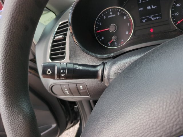 2017 Kia Forte5 LX
