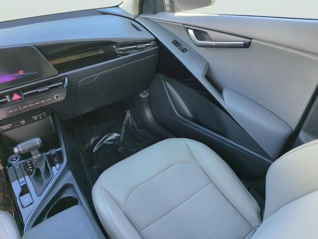 2023 Kia Niro EX