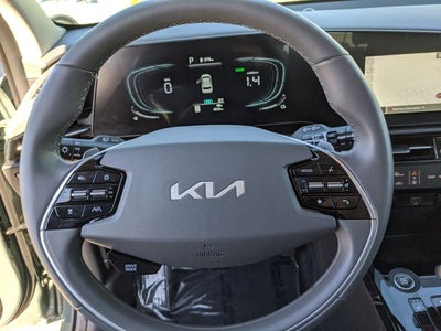 2025 Kia Niro EX