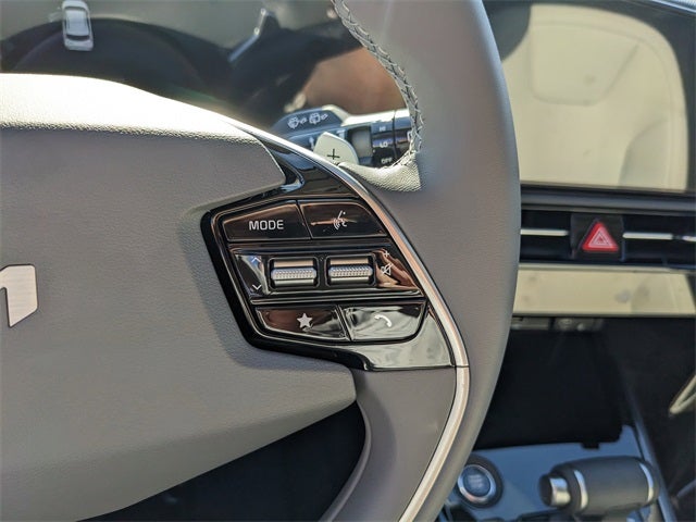 2025 Kia Niro EX