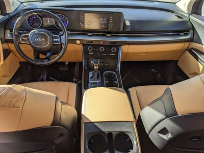 2023 Kia Carnival LX