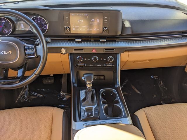 2023 Kia Carnival LX