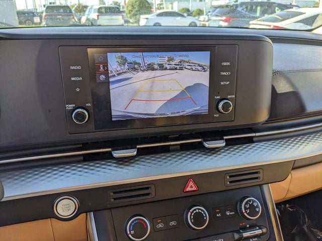 2023 Kia Carnival LX