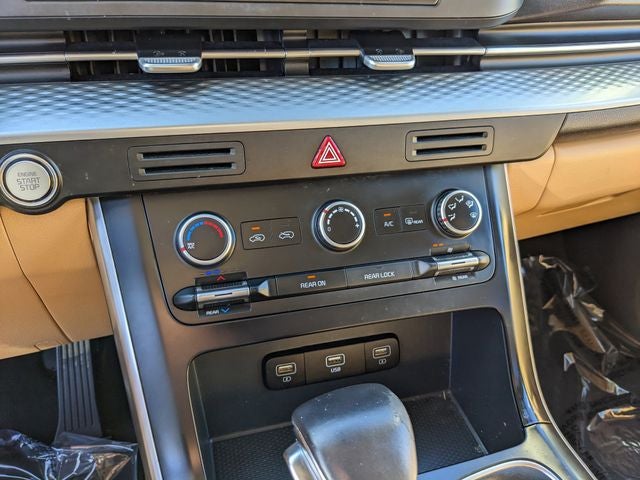 2023 Kia Carnival LX