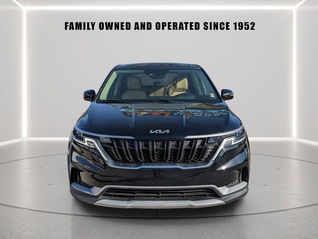 2023 Kia Carnival LX