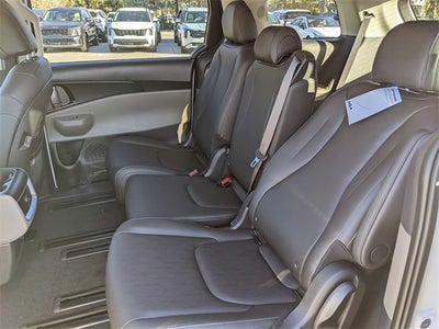 2026 Kia Carnival LXS