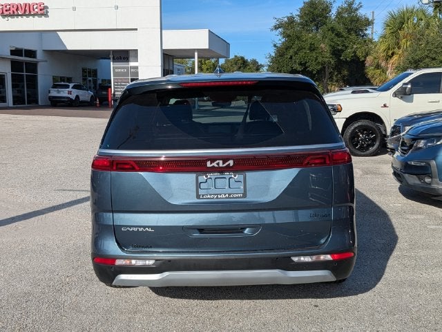 2024 Kia Carnival EX
