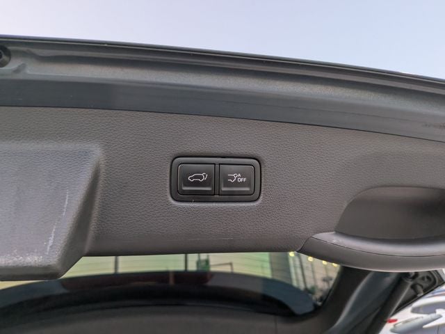2023 Kia Carnival EX