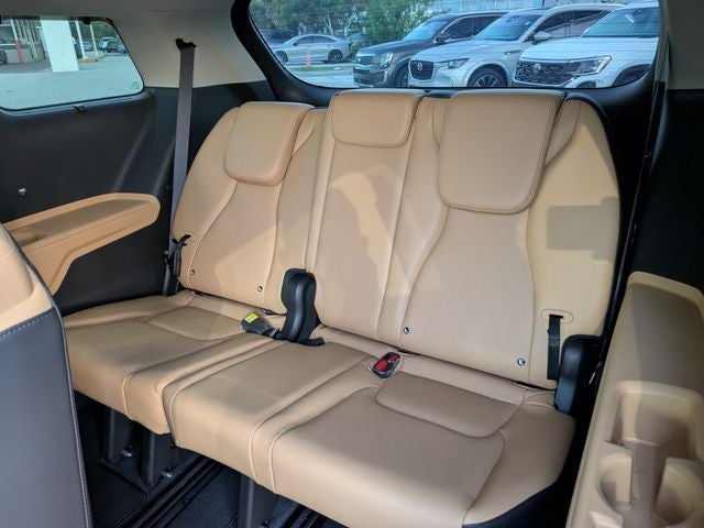 2023 Kia Carnival EX