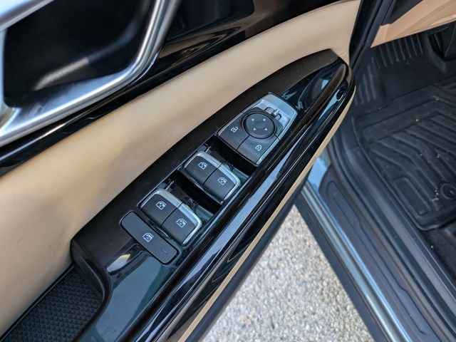 2023 Kia Carnival EX