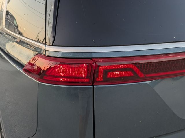 2023 Kia Carnival EX