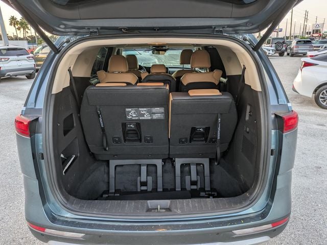 2023 Kia Carnival EX