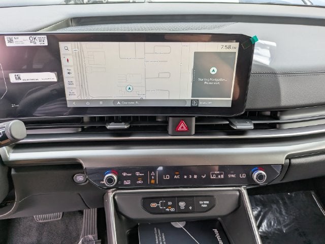 2027 Kia Carnival SX