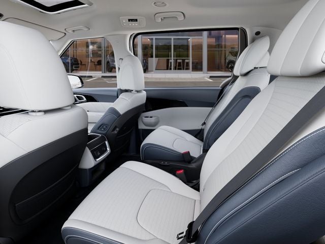 2026 Kia Carnival Hybrid Base