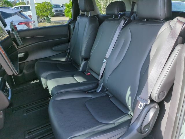 2025 Kia Carnival Hybrid SX