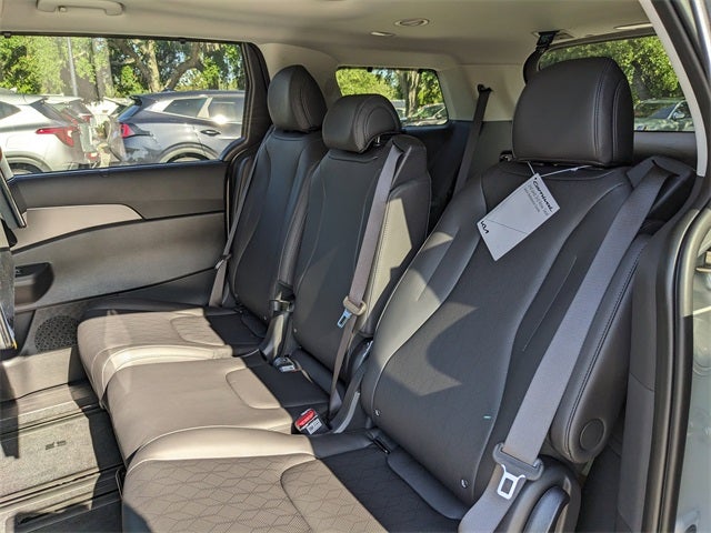 2025 Kia Carnival Hybrid SX