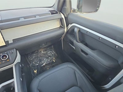 2025 Land Rover Defender 110 S