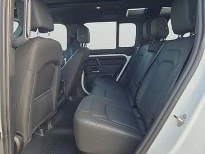 2025 Land Rover Defender 110 S