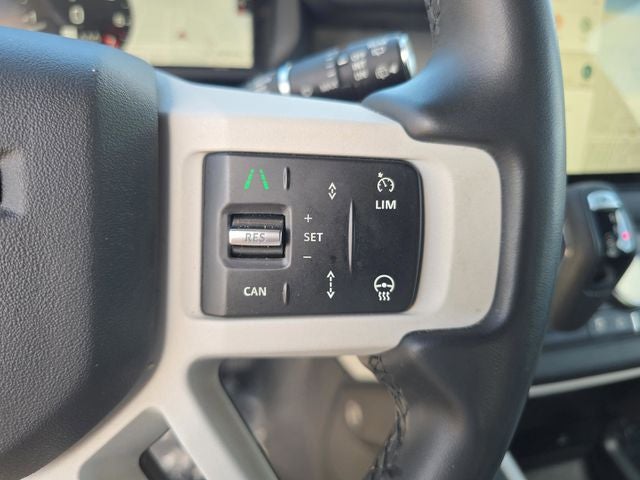 2025 Land Rover Defender 110 S