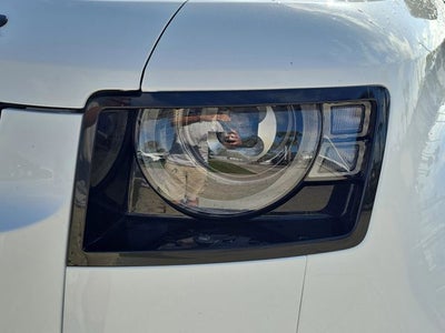 2025 Land Rover Defender 110 S