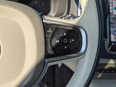 2023 Volvo XC90 B6 Plus 7-Seater