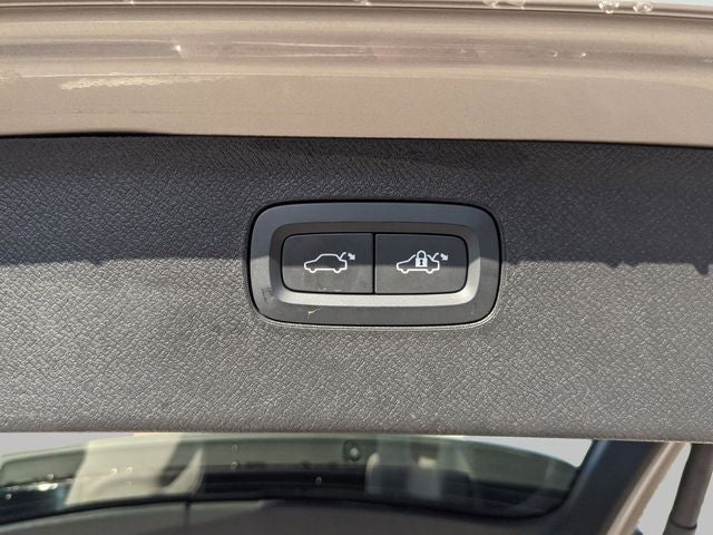 2023 Volvo XC90 B6 Plus 7-Seater